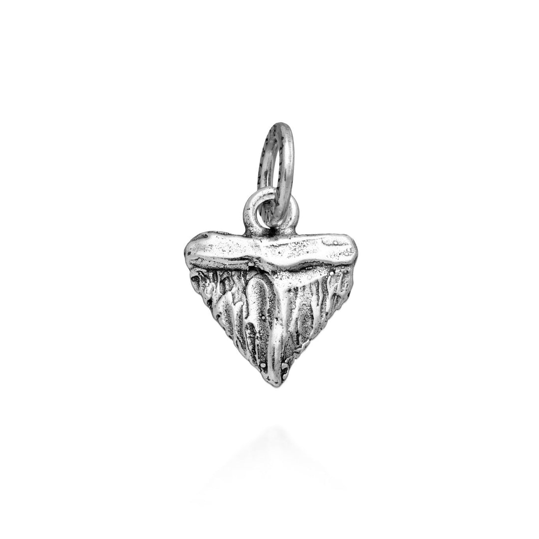 Giovanni Raspini Shark Tooth Charm 11461