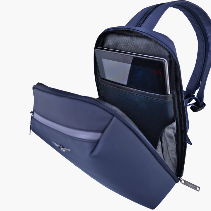 Aeronautica Militare One Shoulder Tablet-Halterung Helix AM483-BL Linie