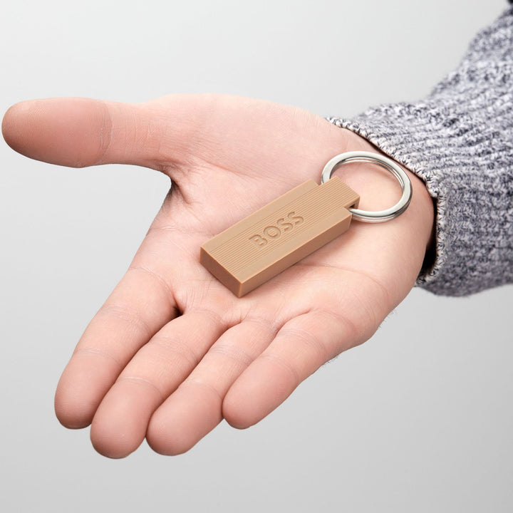Hugo Boss Schlüsselanhänger Edge Iconic Camel HAK421X