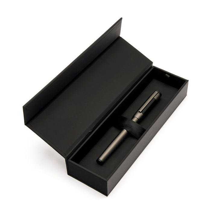 Hugo Boss Rive Gun HST4965D Kugelschreiber