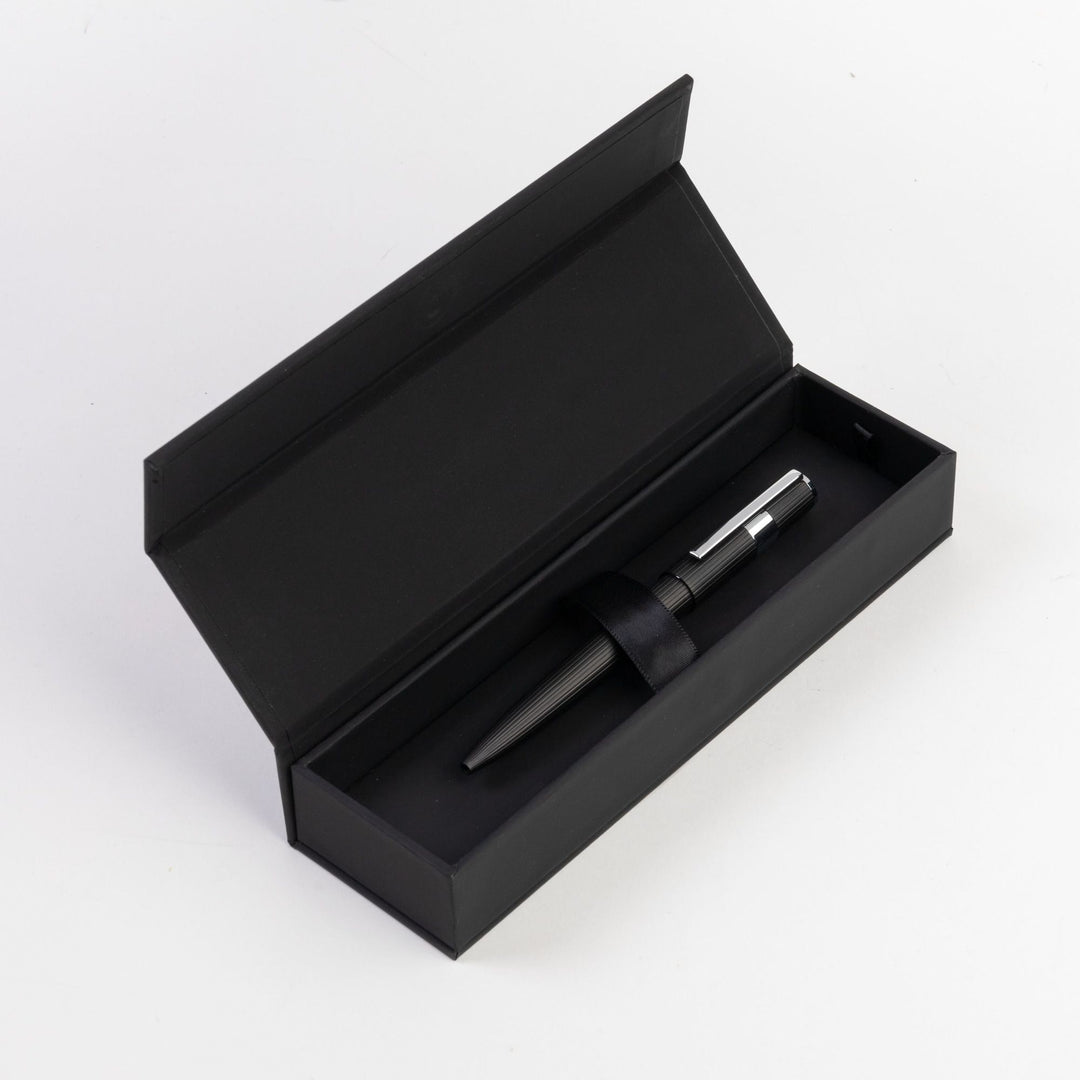 Stylo à bille Hugo Boss Gear Pinstripe Noir / Chrome HSV2854A