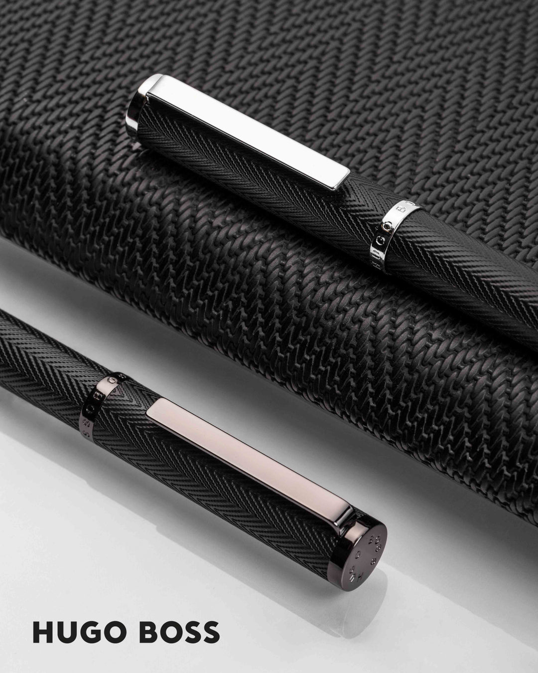 Hugo Boss Salringbone Gun HSI1064D stylo mural