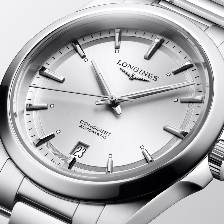 Montre Longines Conquest 38 mm en acier automatique argenté L3.720.4.72.6