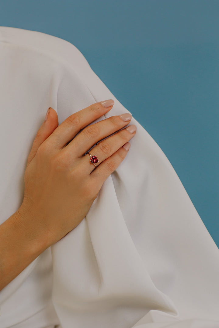 Bague Comète en Or et Coeur Rubis ANB2352