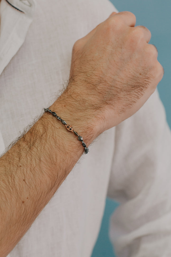 Comete-Armband aus Rosé- und brüniertem Silber mit Zirkonen UBR1008
