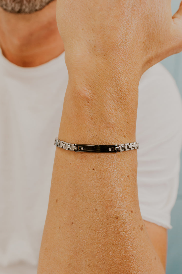 Bracelet Comete Acier PVD et zircons noirs UBR1192