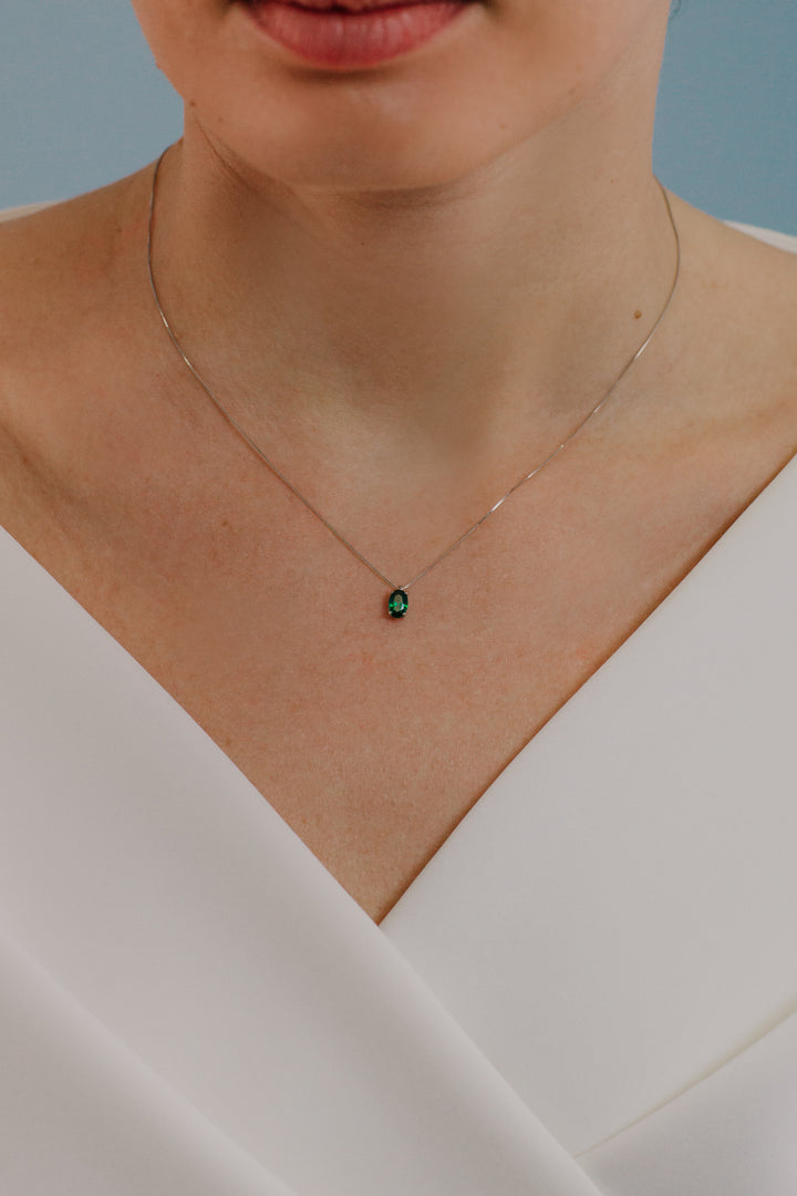 Collier ovale Comete en or et émeraude GLB1620