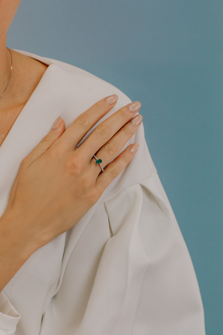 Bague Comete en Or avec Diamants et Émeraude ANB2567