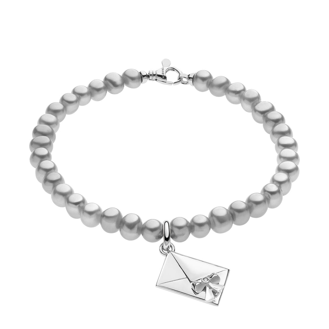 Comete Graues Perlenarmband in Silber und Umschlag mit Schleife BRQ229