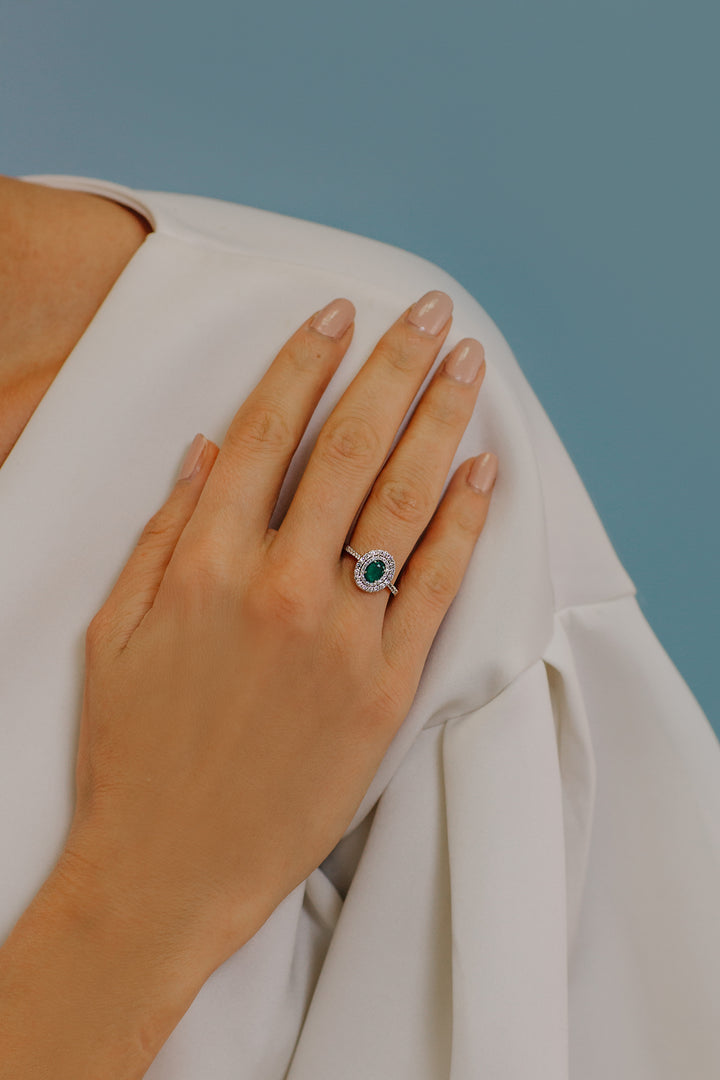 Comete Ring in Gold, Diamonds and Oval Emerald ANB2417S3