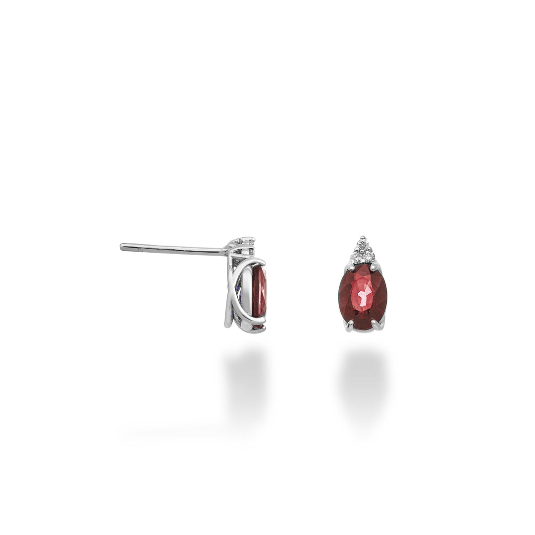 Mikiko oder 18k Rubin n. 7x5 Oval und drei Diamanten MO5172O4RBN160