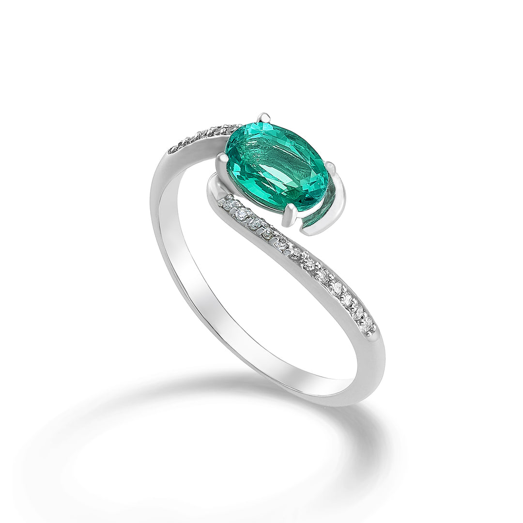 Nihama, ein ovaler Smaragd aus 18 Karat, 7 x 5 ct. 0,60 Durchm. ct.0,085 NA5101O4BE
