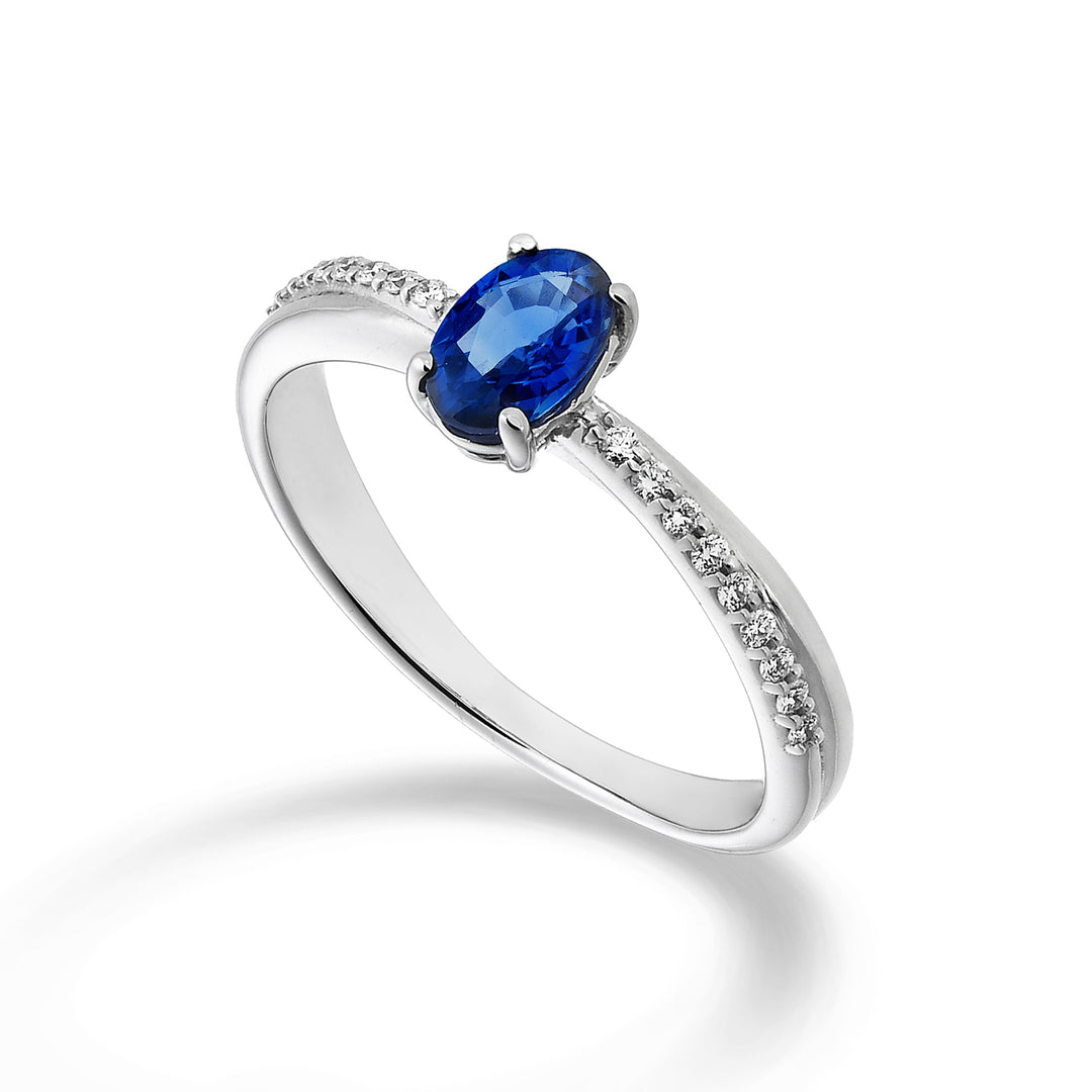 Mikiko ein 18k Saphir n. oval 6x4 ct.0,62 Durchm. ct.0,07 MA5103O4ZFN062