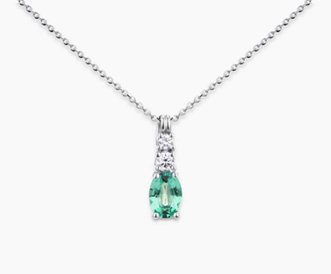Mikiko cl 18k émeraude ovale 7x5 ct.0.61 dia ct.0.15 MD5056O4BE
