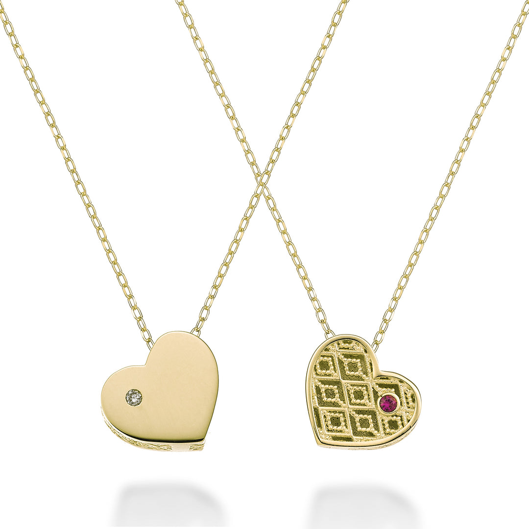 Mikiko cl 18k cuore piccolo un lato lucido oro giallo diam. ct.0,005 rubino ct.0,005 MDCUOREPLO1