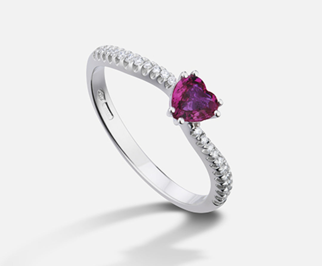Nihama an 18k rubino n. cuore 5x5 ct.0,39 diam. ct.0,11 NA5106O4RBN039