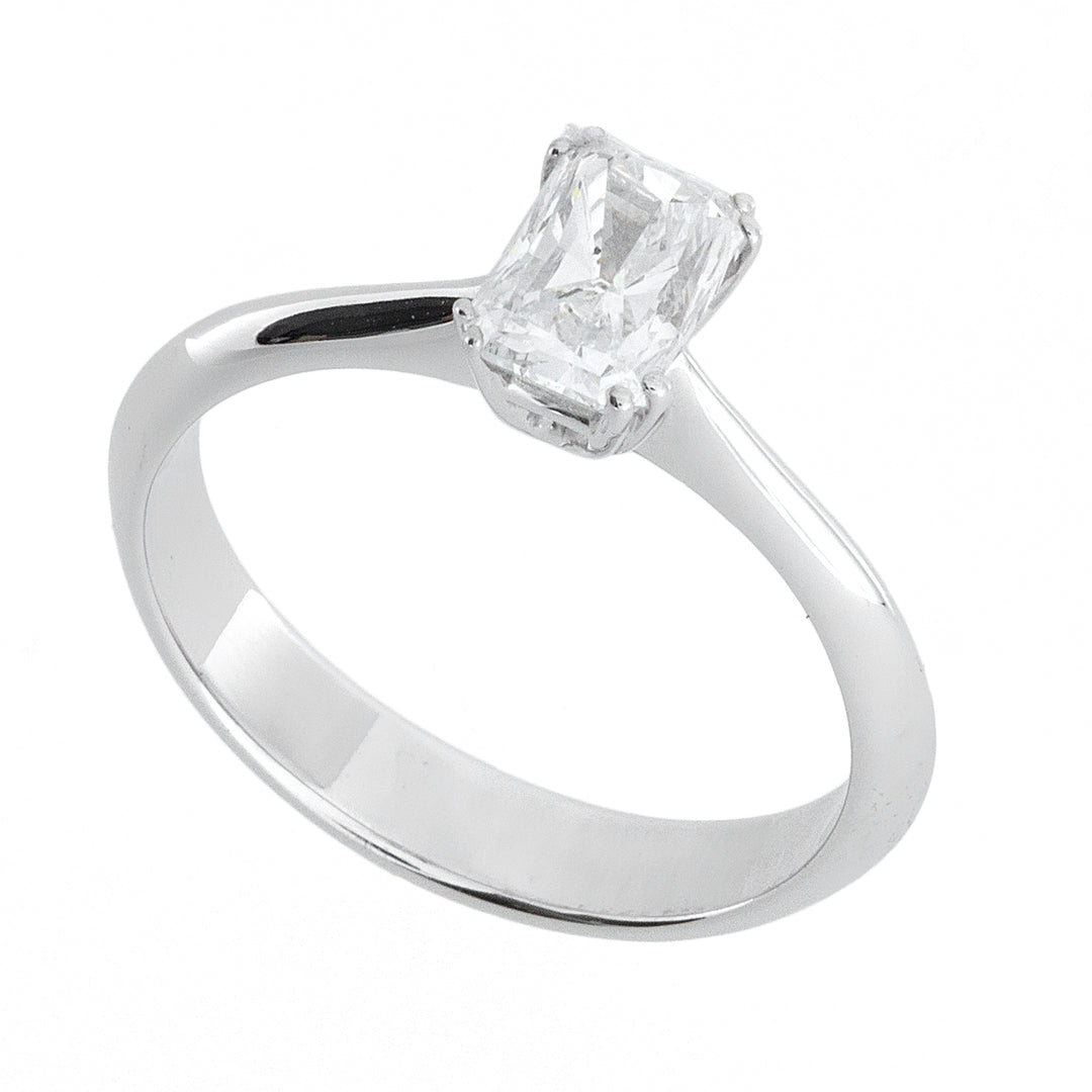 Golay emerald cut solitaire ring APU001WDI-19092000034