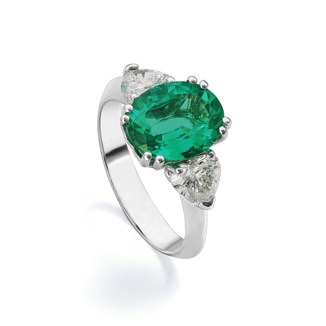 Mikiko an 18kt lab g.d.cuore ct.tot 0,90 smeraldo lab 9x11 ct.2,57 MXDACL098DS750