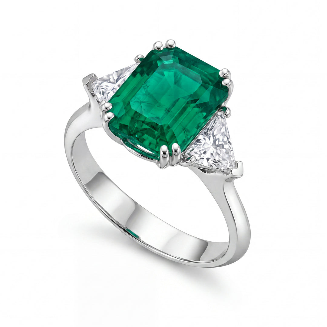 World Diamond Group emerald and diamond ring APU382DISM-19358110020