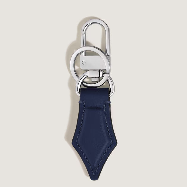 Porte-clés en forme de plume Montblanc en cuir Sartorial bleu encre 221294