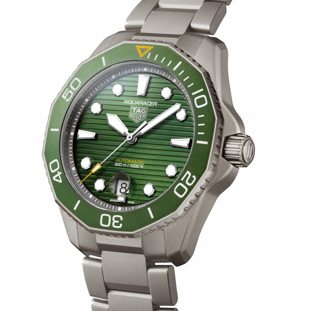 TAG Heuer watch Aquaracer Professional 300 Calibre 5 43mm green automatic titanium WBP208B.BF0631